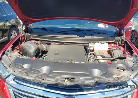 2023 Chevrolet Traverse Premier z USA, uszkodzony, nr VIN 1GNERKKW8PJ331462